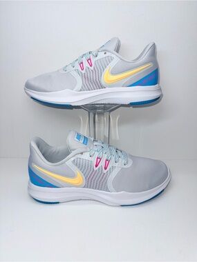Nike TRAINING IN SEASON TR8  Running Shoes with Yellow Swoosh and Blue, GREY